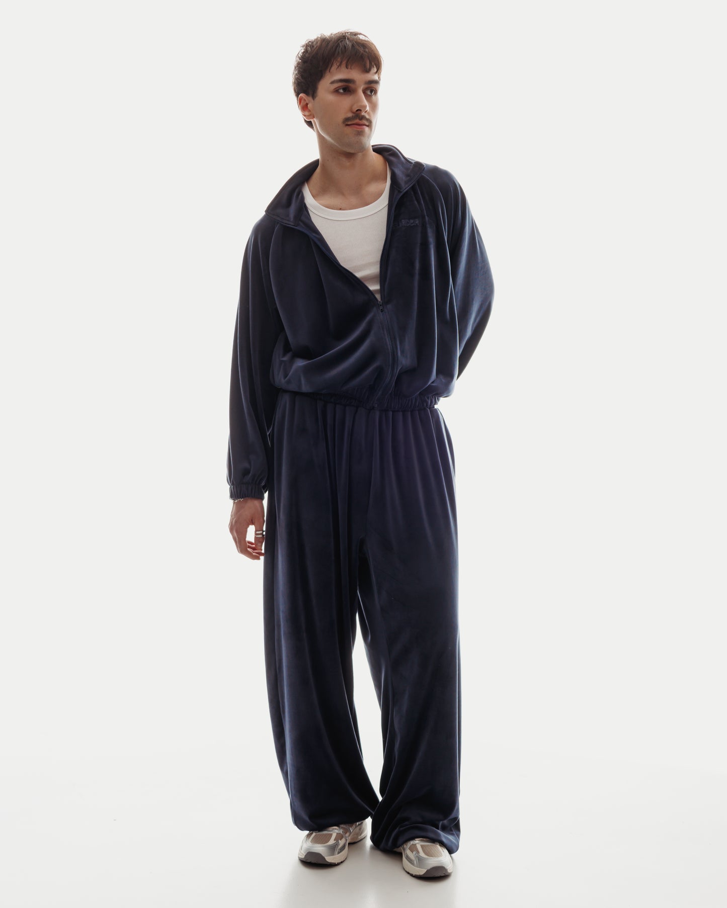 VELOUR JOGGERS in Deep Blue