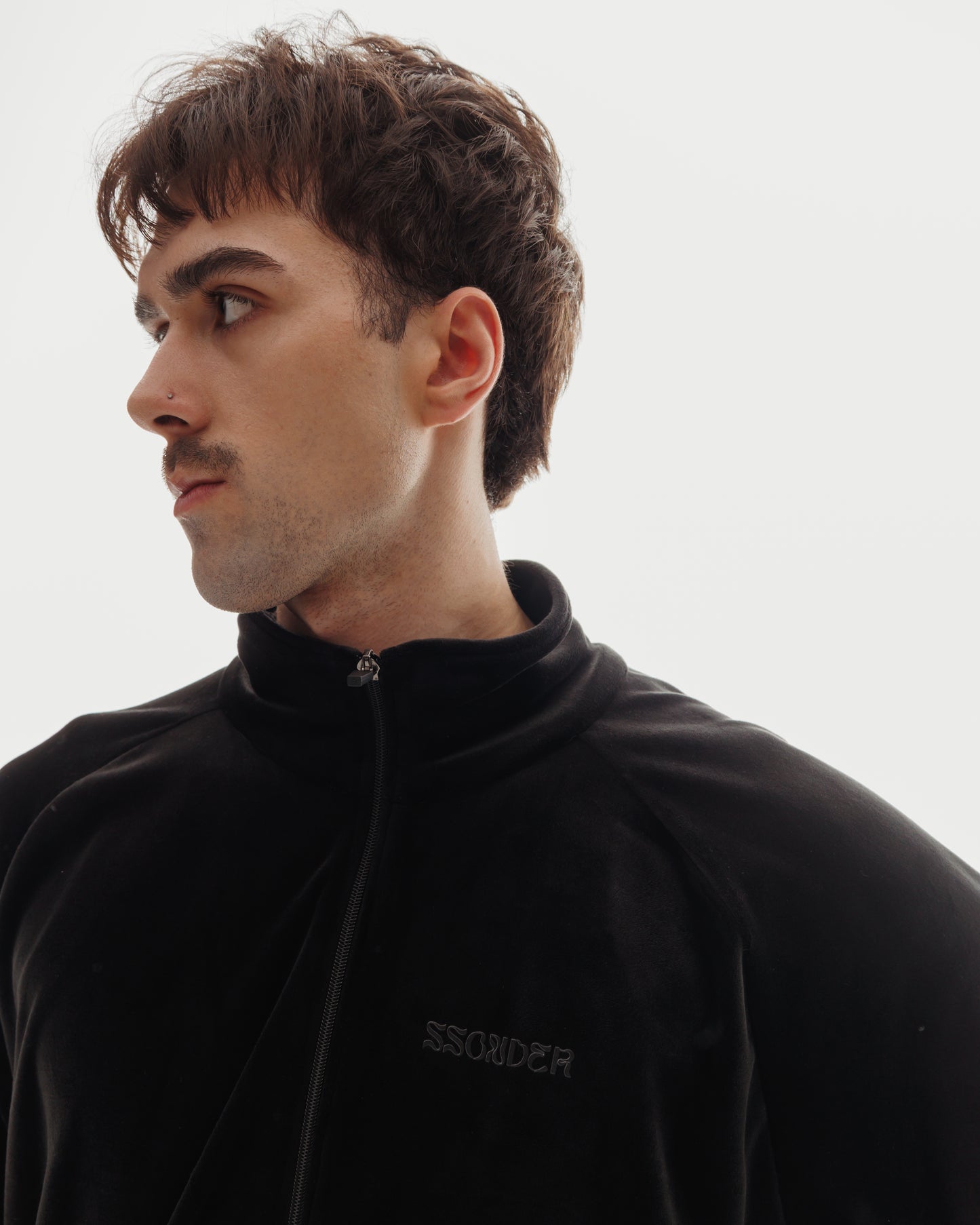VELOUR ZIPPER in Ink Black