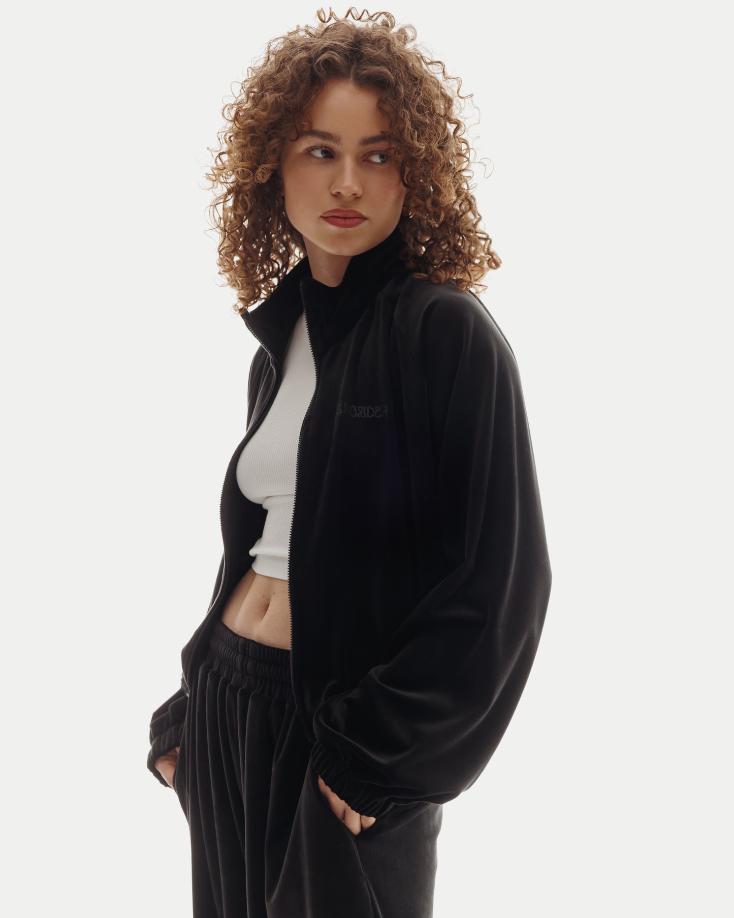 VELOUR ZIPPER in Ink Black