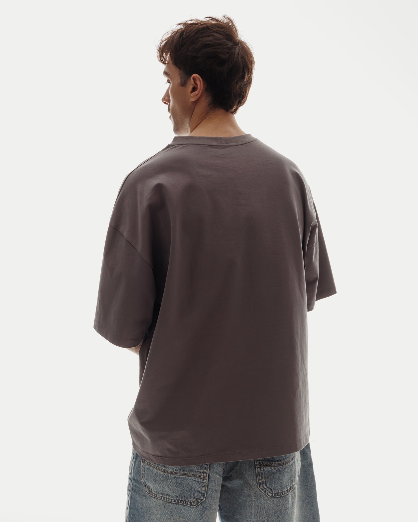 UNIT TEE in Shark Gray