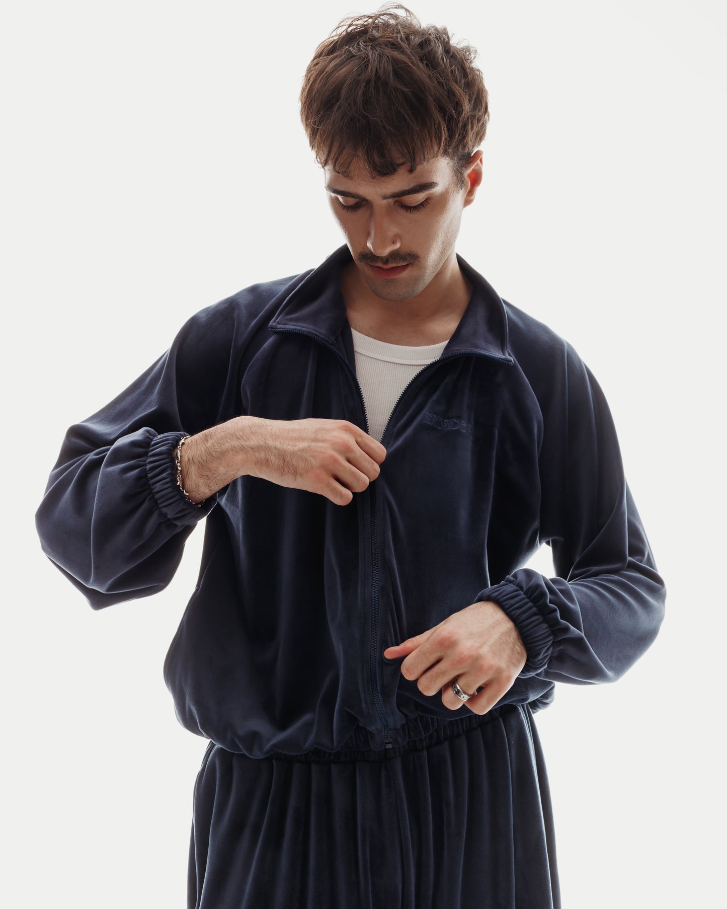 VELOUR ZIPPER in Deep Blue